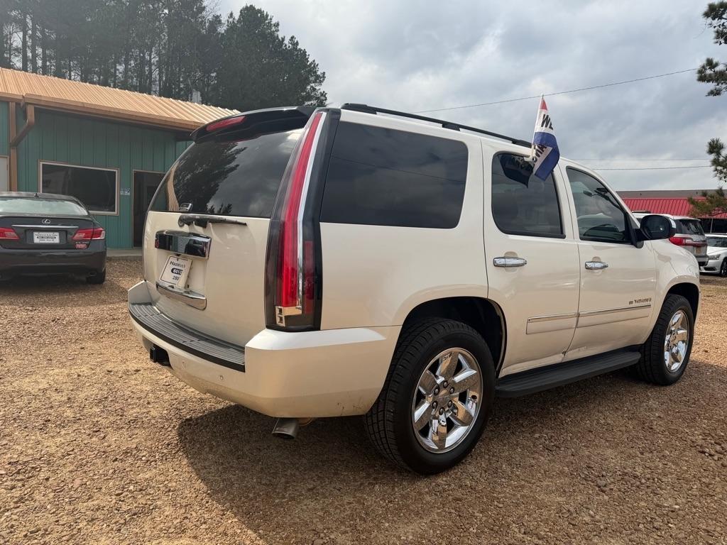 GMC Yukon SLT-1 2WD 2009