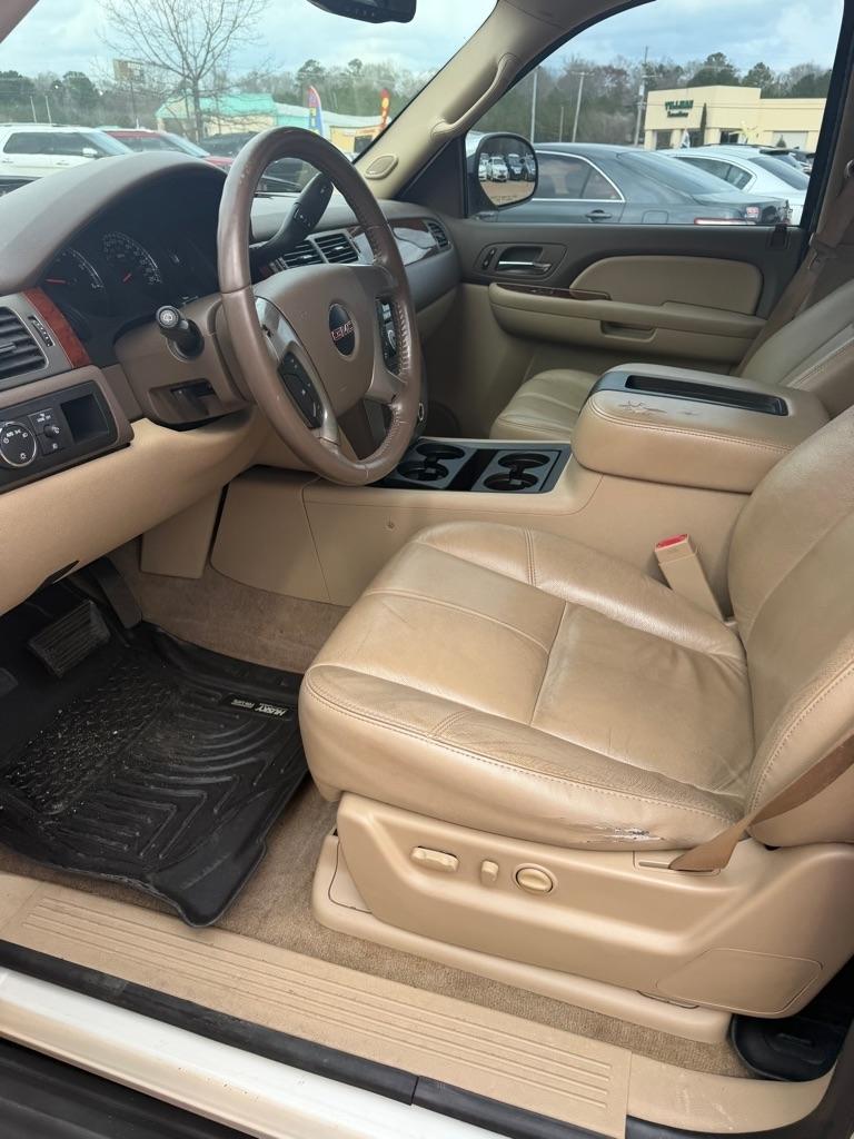 GMC Yukon SLT-1 2WD 2009