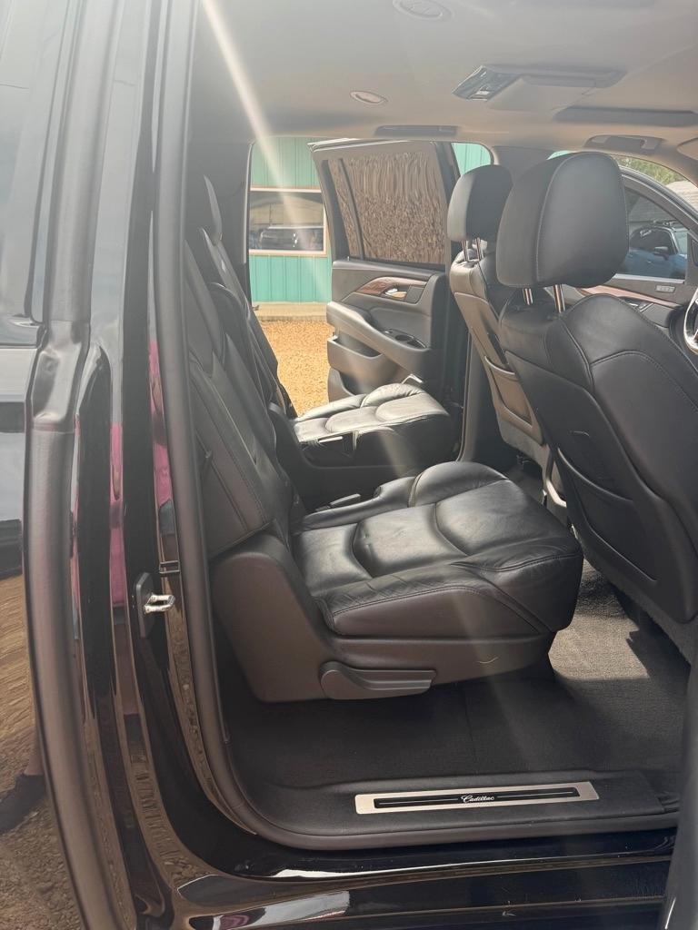 Cadillac Escalade ESV Luxury 4WD 2019