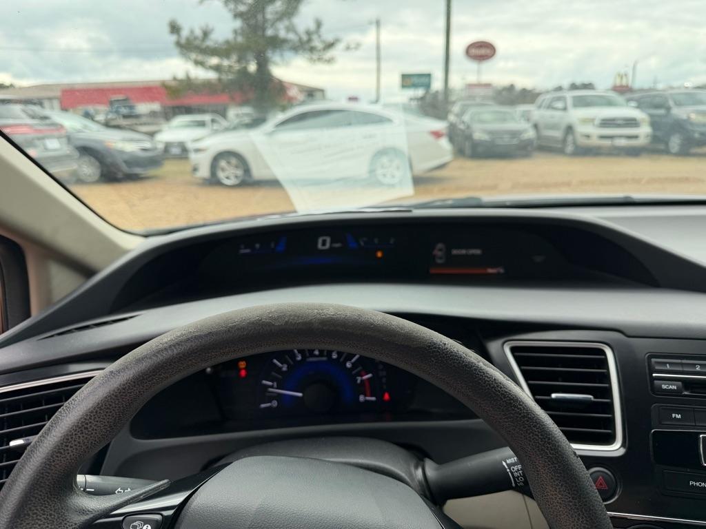 Honda Civic LX Sedan 5-Speed AT 2013