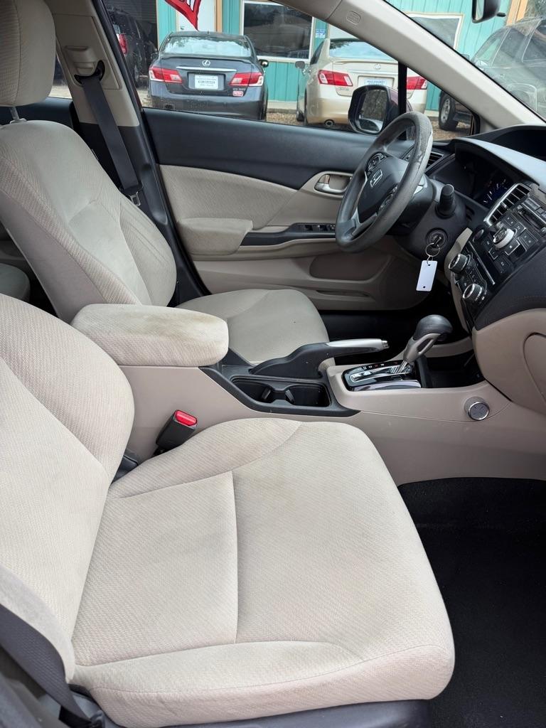 Honda Civic LX Sedan 5-Speed AT 2013