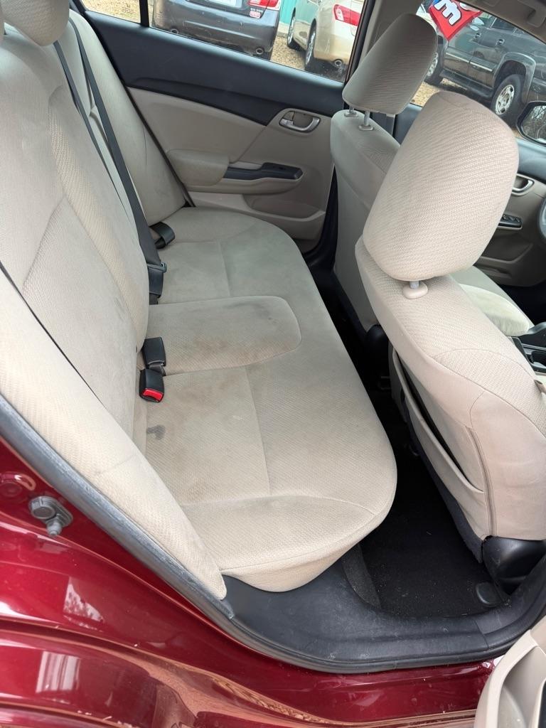 Honda Civic LX Sedan 5-Speed AT 2013