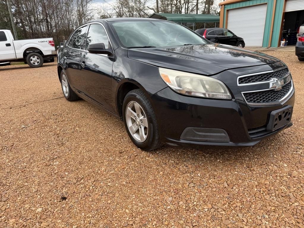 Chevrolet Malibu LS 2013