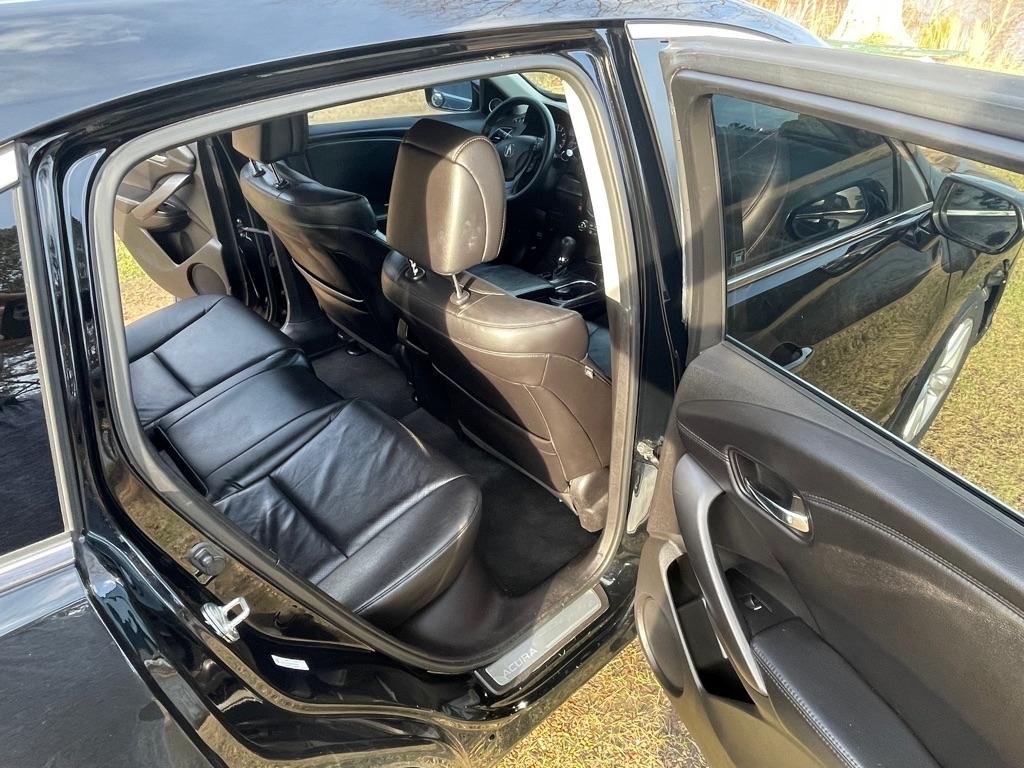 Acura RDX 6-Spd AT AWD 2013