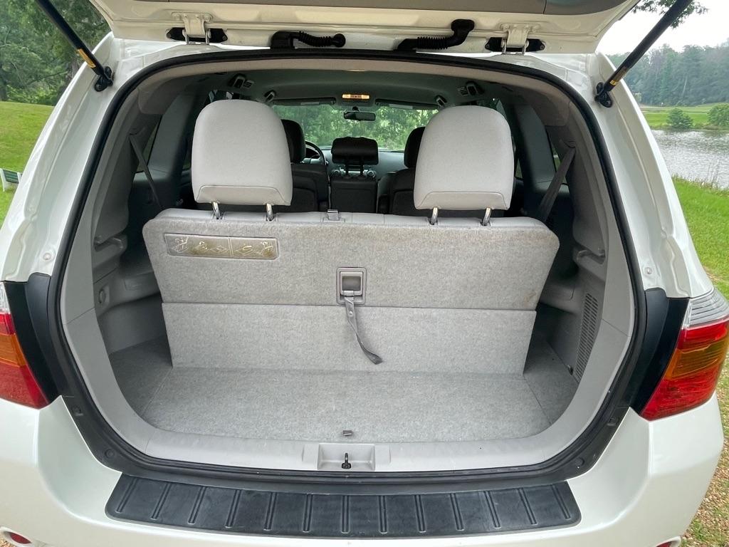 Toyota Highlander Sport 2WD 2009
