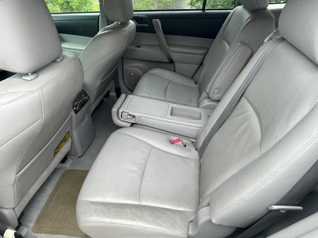 Toyota Highlander Sport 2WD 2009