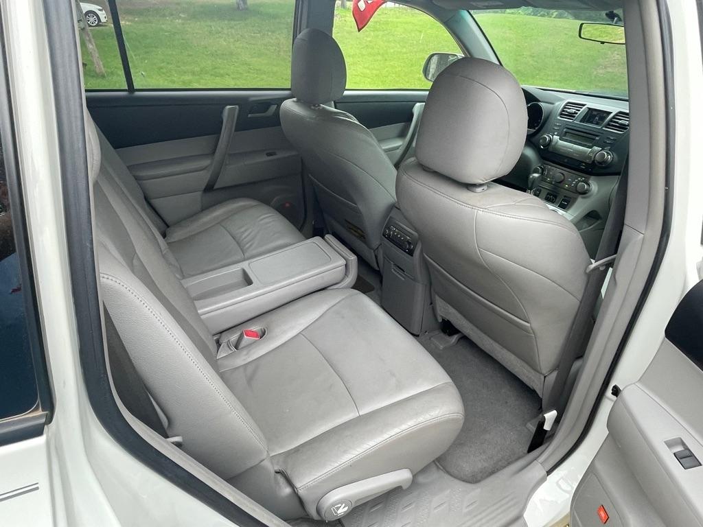 Toyota Highlander Sport 2WD 2009