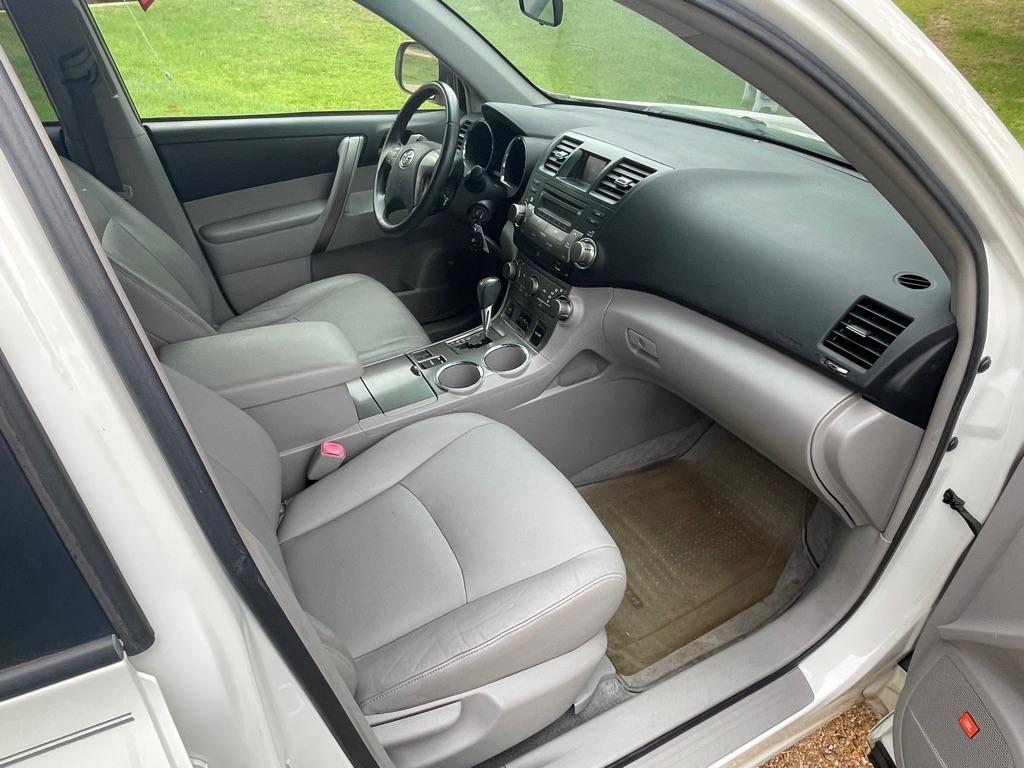 Toyota Highlander Sport 2WD 2009