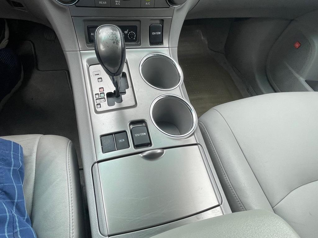 Toyota Highlander Sport 2WD 2009