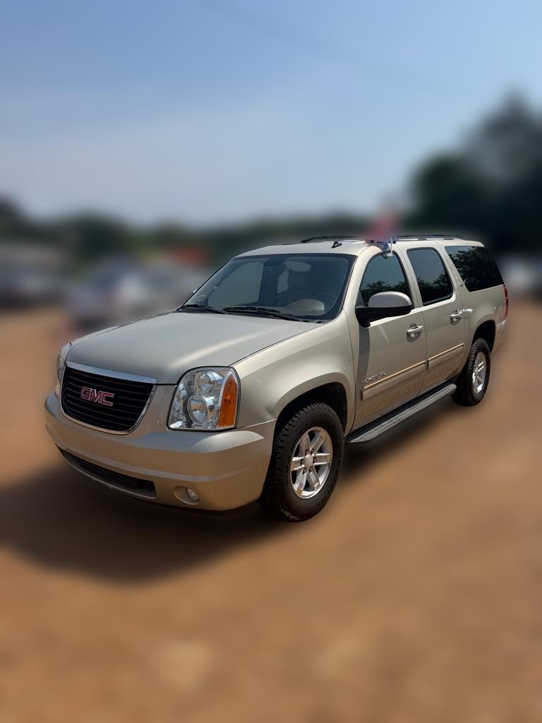 GMC Yukon XL SLT 1/2 Ton 4WD 2014