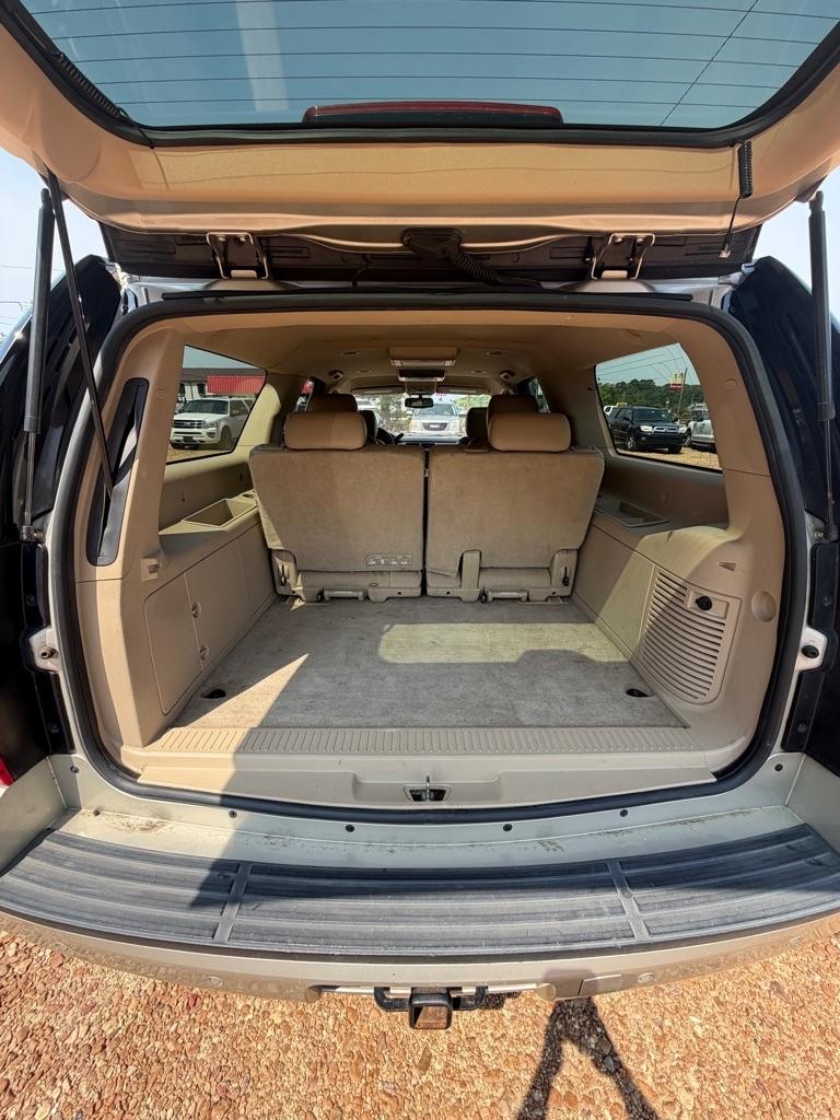 GMC Yukon XL SLT 1/2 Ton 4WD 2014