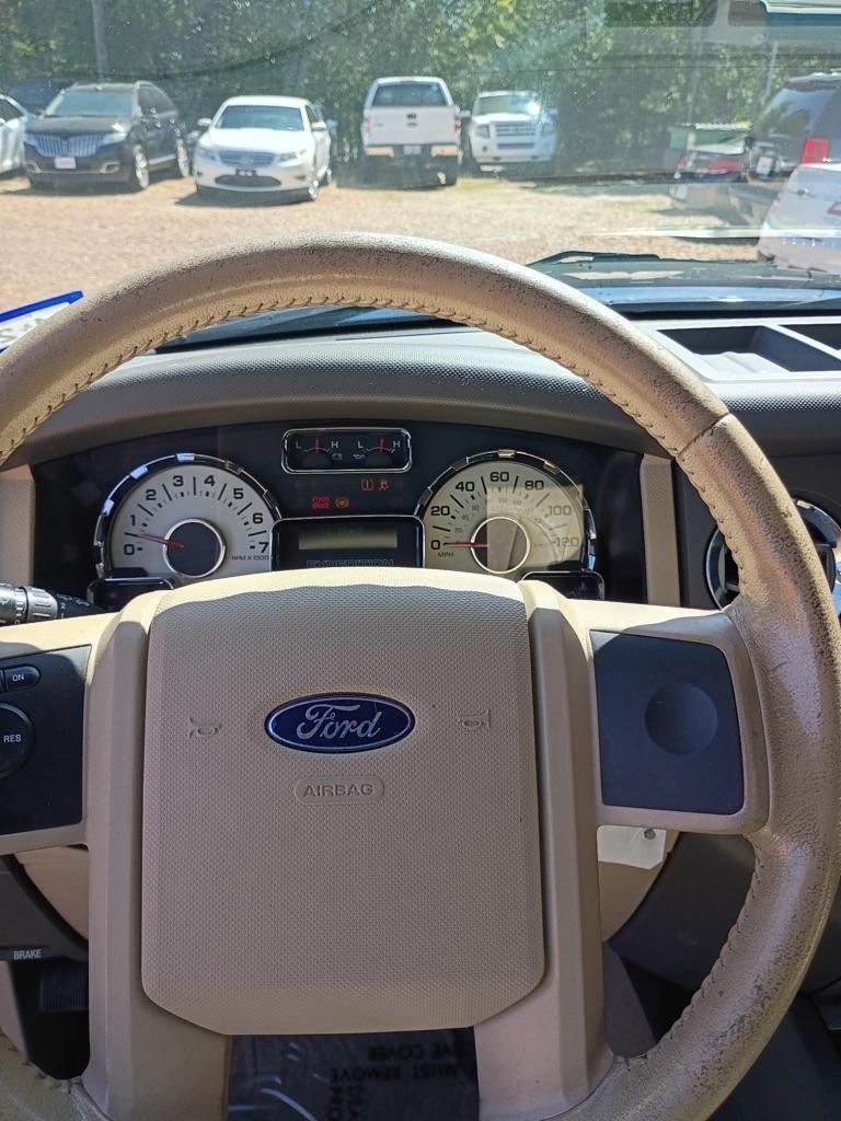 Ford Expedition XLT 4WD 2009