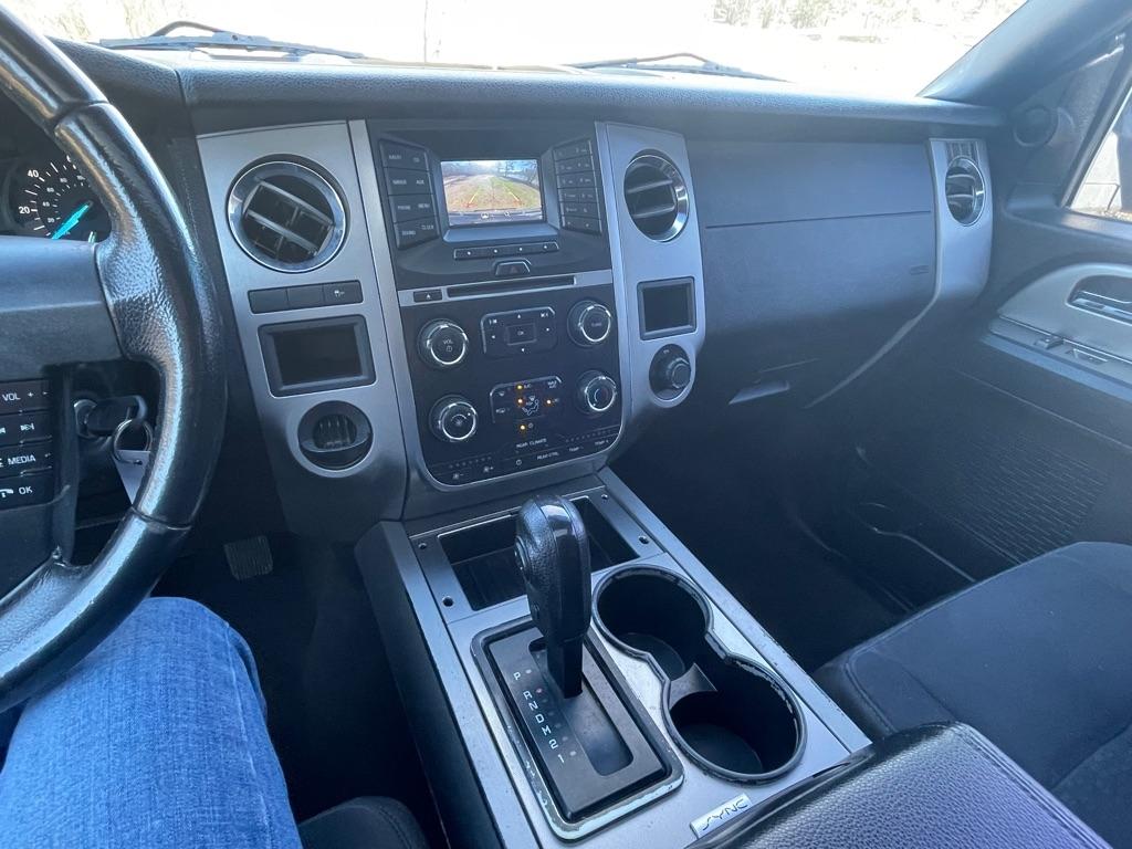 Ford Expedition XLT 2WD 2016