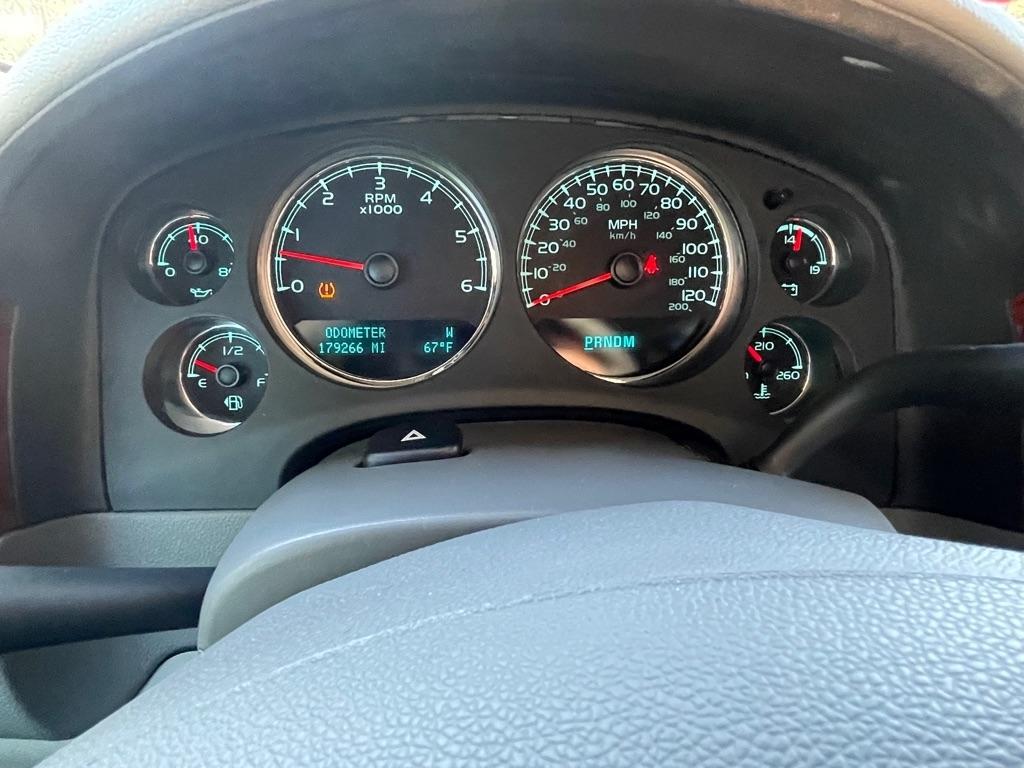 GMC Yukon SLT1 2WD 2011