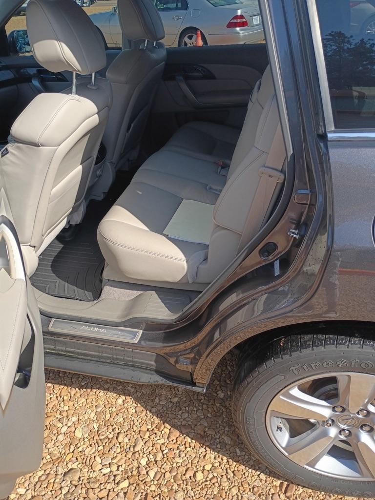 Acura MDX 6-Spd AT w/Advance Package 2011