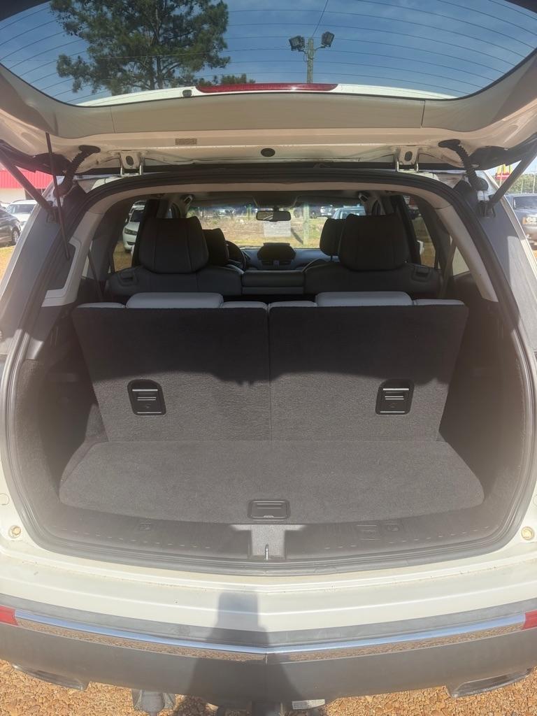 Acura MDX 6-Spd AT w/Advance Package 2011
