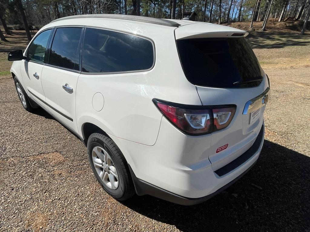 Chevrolet Traverse LS FWD w/PDC 2013