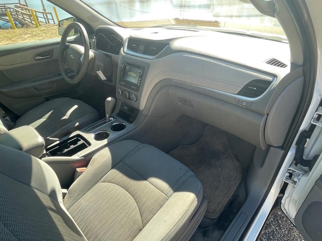 Chevrolet Traverse LS FWD w/PDC 2013