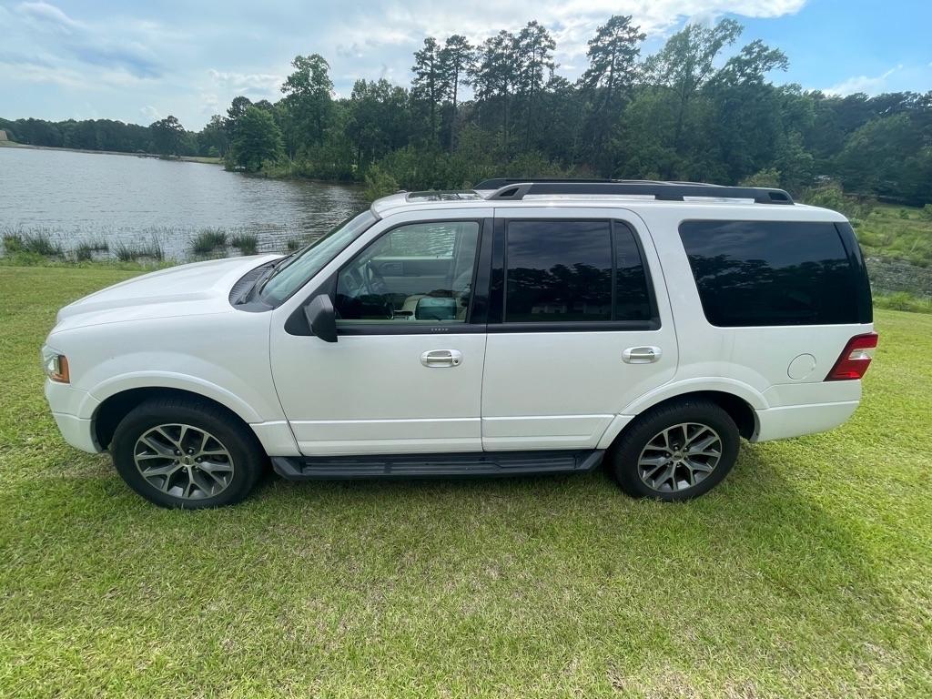 Ford Expedition XLT 2WD 2016