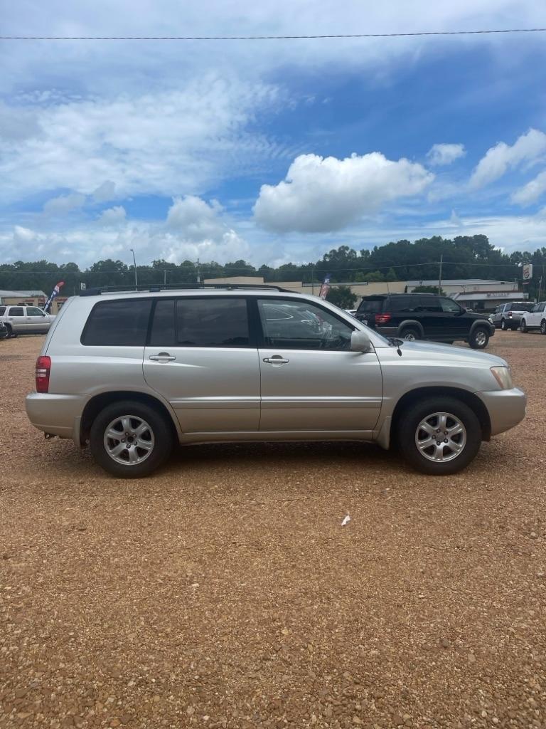 Toyota Highlander Limited V6 2WD 2003