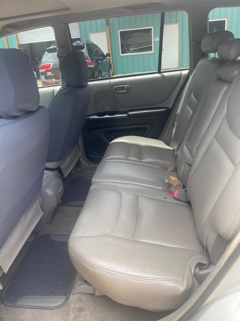 Toyota Highlander Limited V6 2WD 2003