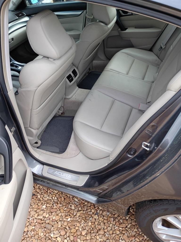 Acura TL 5-Speed AT 2009