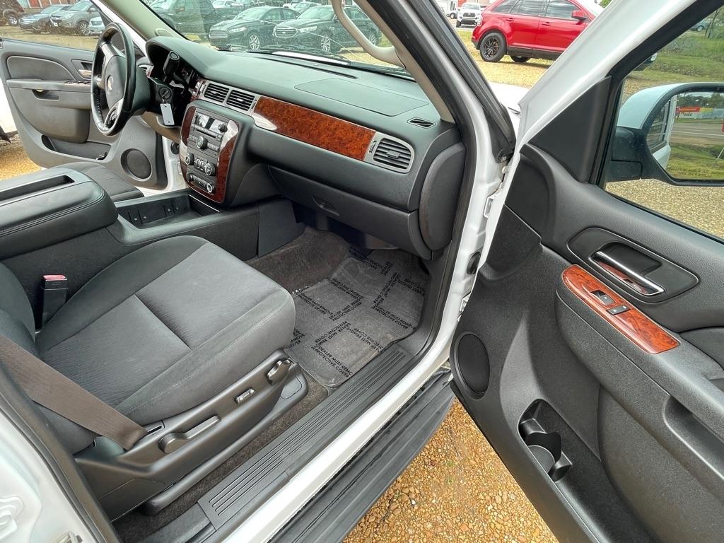 Chevrolet Tahoe LS 2WD 2013