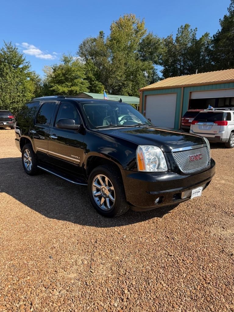GMC Yukon Denali 4WD 2013