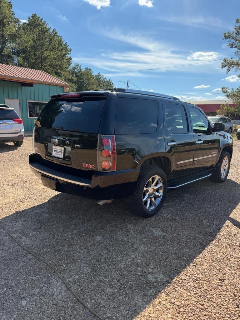 GMC Yukon Denali 4WD 2013