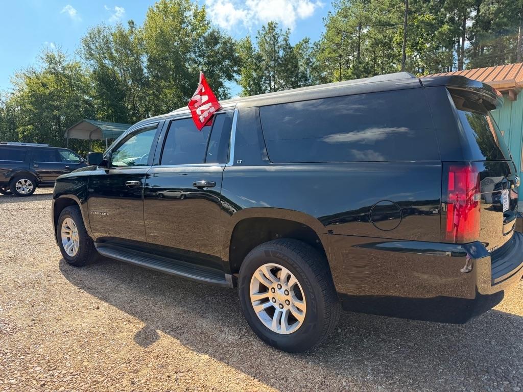 Chevrolet Suburban LT 1500 4WD 2015