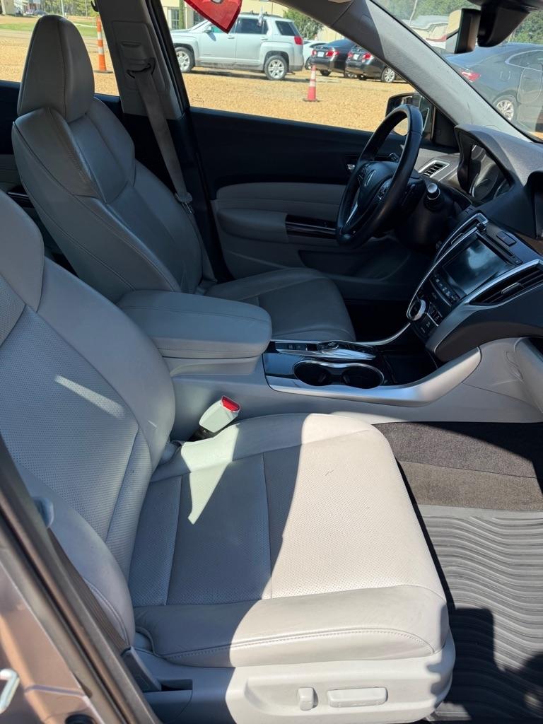 Acura TLX 9-Spd AT w/Technology Package 2015