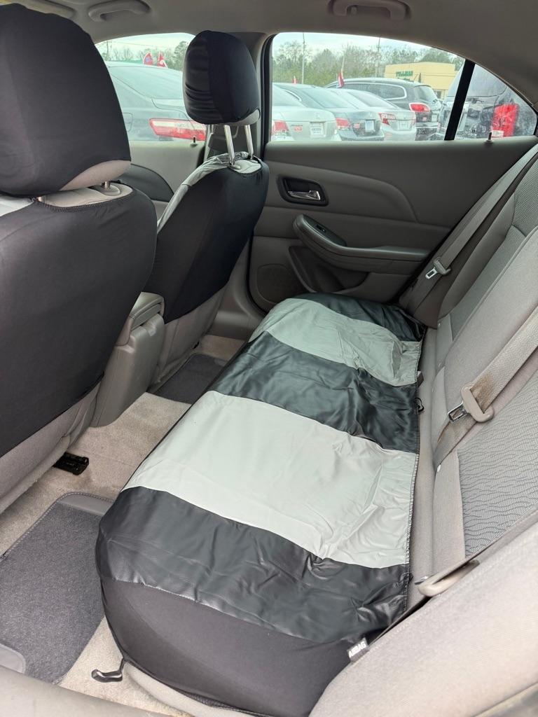 Chevrolet Malibu LS 2013