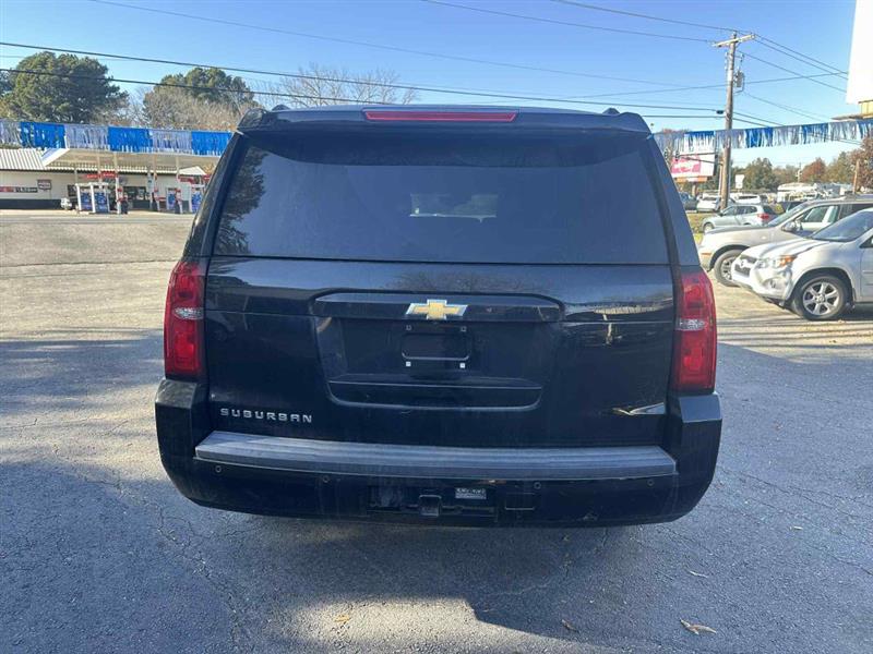 Chevrolet Suburban LT 1500 2WD 2015