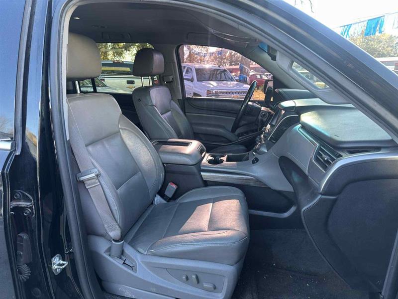 Chevrolet Suburban LT 1500 2WD 2015