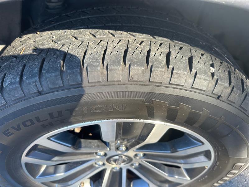 Nissan Armada SV 2WD 2018