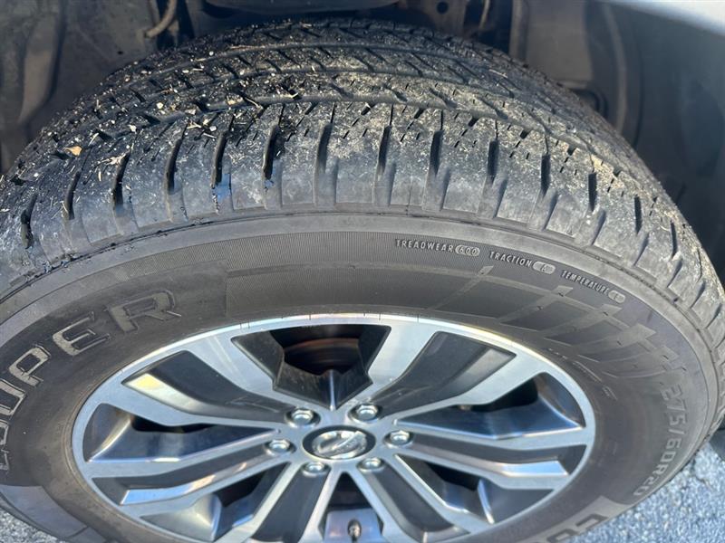 Nissan Armada SV 2WD 2018