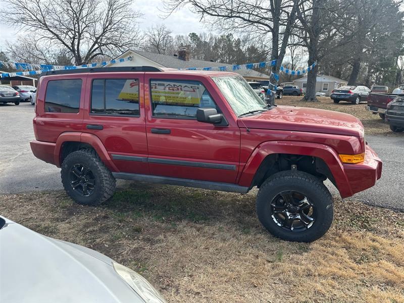 Jeep Commander 2WD 2006
