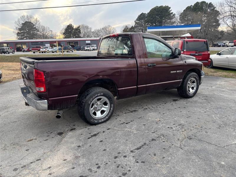 Dodge Ram 1500 ST 2WD 2004
