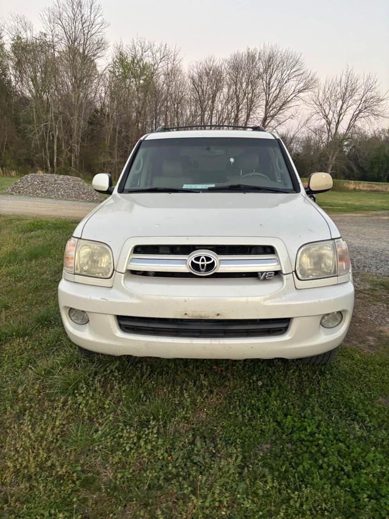 Toyota Sequoia Limited 2WD 2006