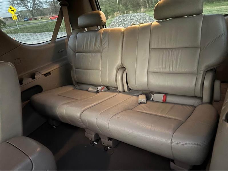 Toyota Sequoia Limited 2WD 2006