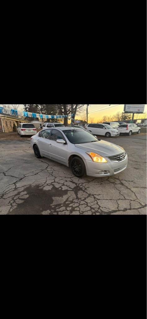 Nissan Altima 2.5 S 2011
