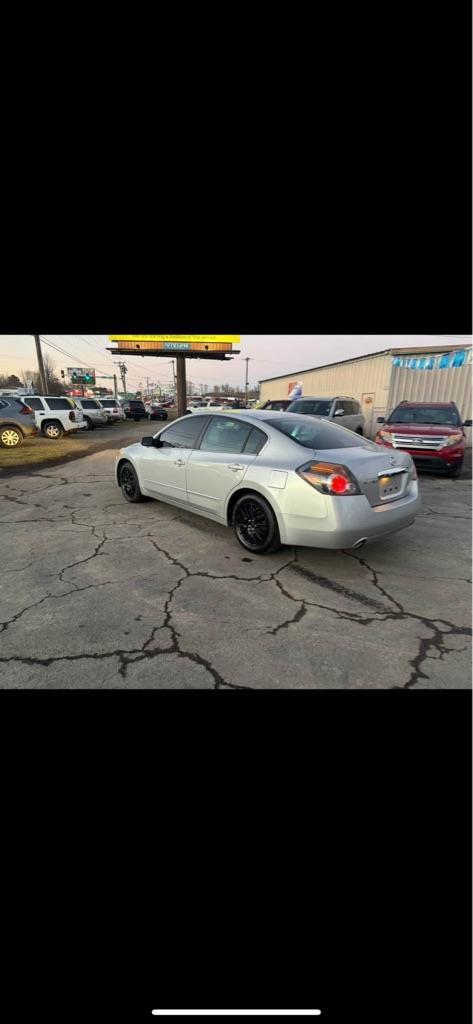 Nissan Altima 2.5 S 2011