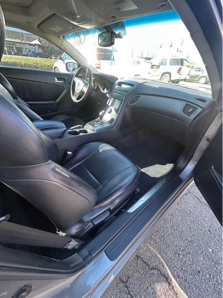 Hyundai Genesis Coupe 3.8 Track Auto 2012