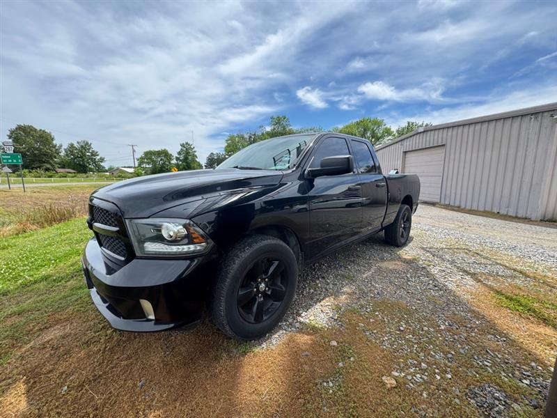 RAM 1500 Tradesman Quad Cab 2WD 2014