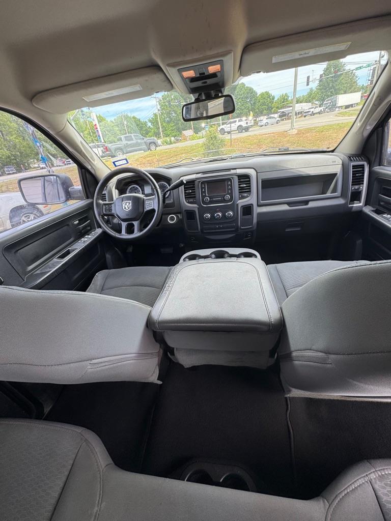 RAM 1500 Tradesman Quad Cab 2WD 2014