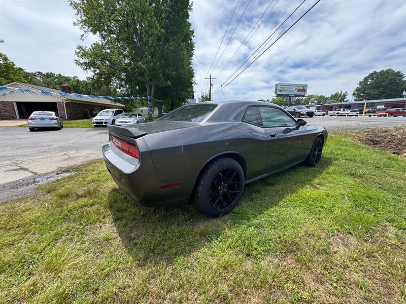 Dodge Challenger SXT 2013