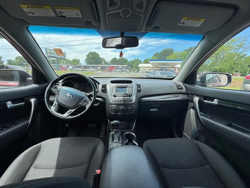 Kia Sorento LX 2WD 2015