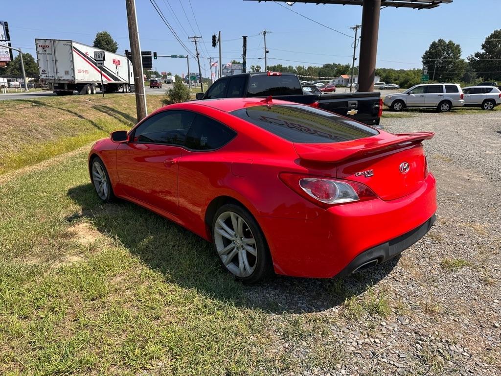 Hyundai Genesis Coupe 3.8 Auto 2010