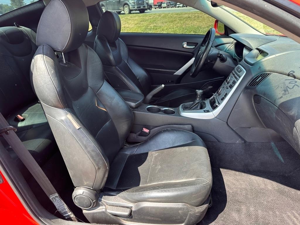 Hyundai Genesis Coupe 3.8 Auto 2010