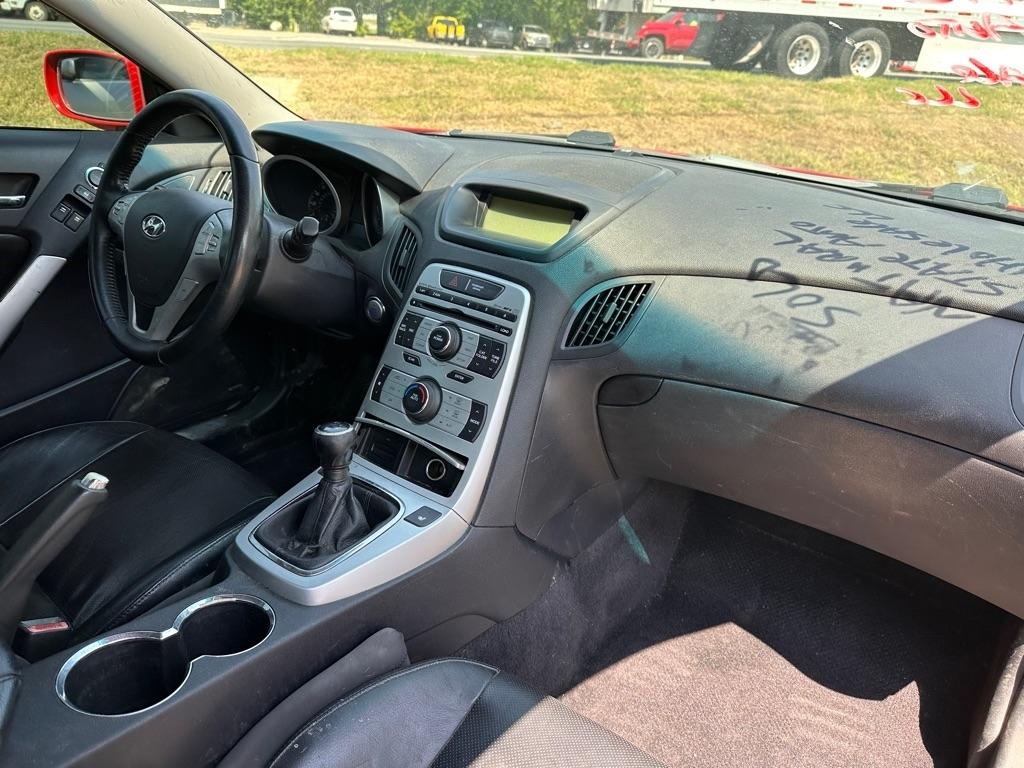 Hyundai Genesis Coupe 3.8 Auto 2010